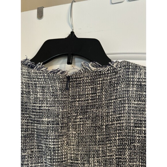 J McLaughlin Clarence Navy Tweed Short Sleeve Sheath Dress w/fringe, size 6 - Picture 4 of 6